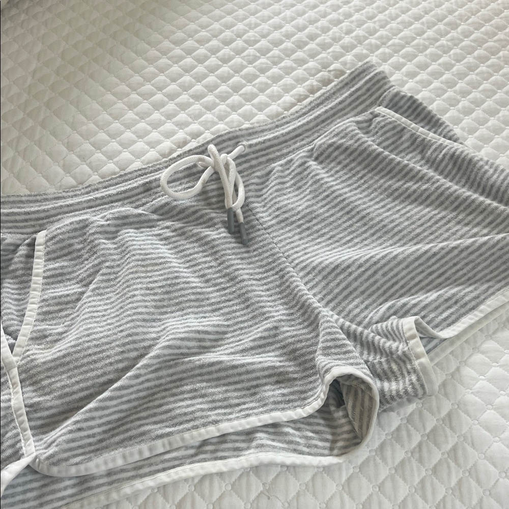 Vineyard Vines Heather Gray Striped Shorts